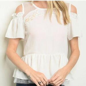 3/$25 ESLEY Floral Embroidered Cold Shoulder Top.Size S